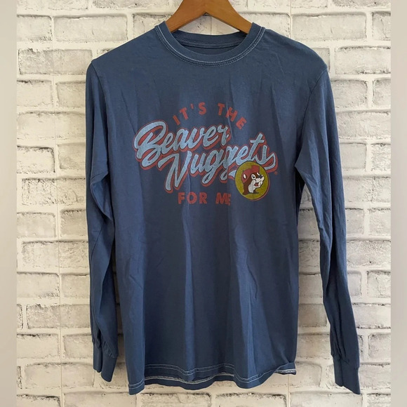Women’s Buc-ee’s blue long sleeve “Beaver nuggets” shirt Small - Picture 1 of 4